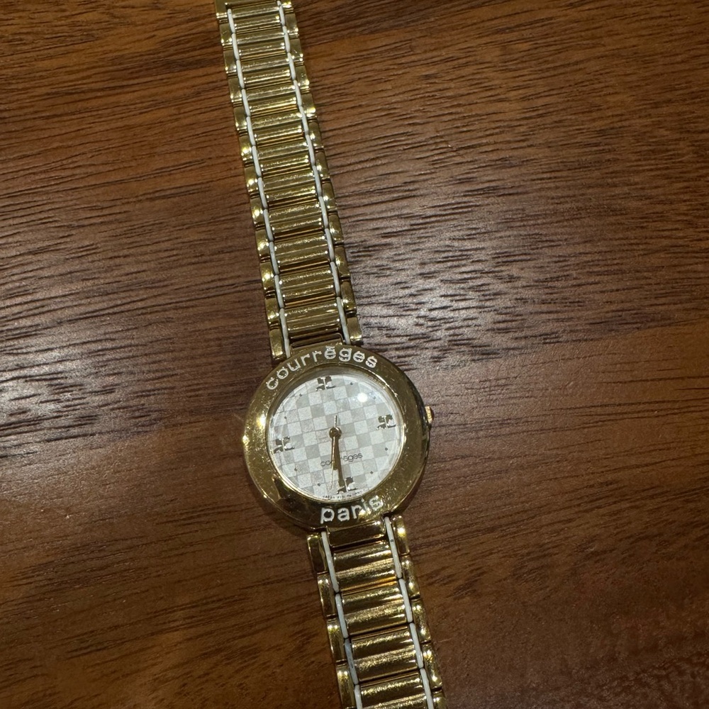 Vintage Courrèges Paris Quartz Bracelet Watch – Gold Tone – 1988 – French Mod